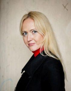 Eveliina Talvitie, writer and communication expert. Photo: Minna Kurjenluoma. 