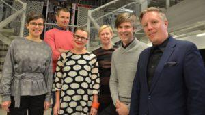 Mari Siikonen (vas), Mikko Kutvonen, Päivi Tahkokallio, Hanna-Kaisa Alanen, Lars Räihä ja Kristian Keinänen Ornamon syyskokouksessa 2.11.2017.