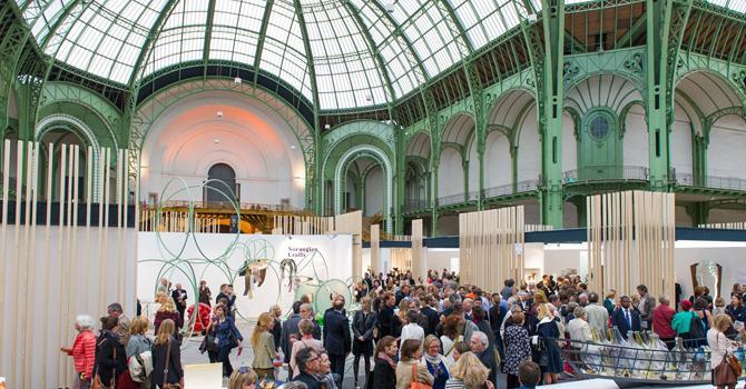 Yleisöä Revelations, Grand Palais -näyttelyssä Pariisissa vuonna 2015.